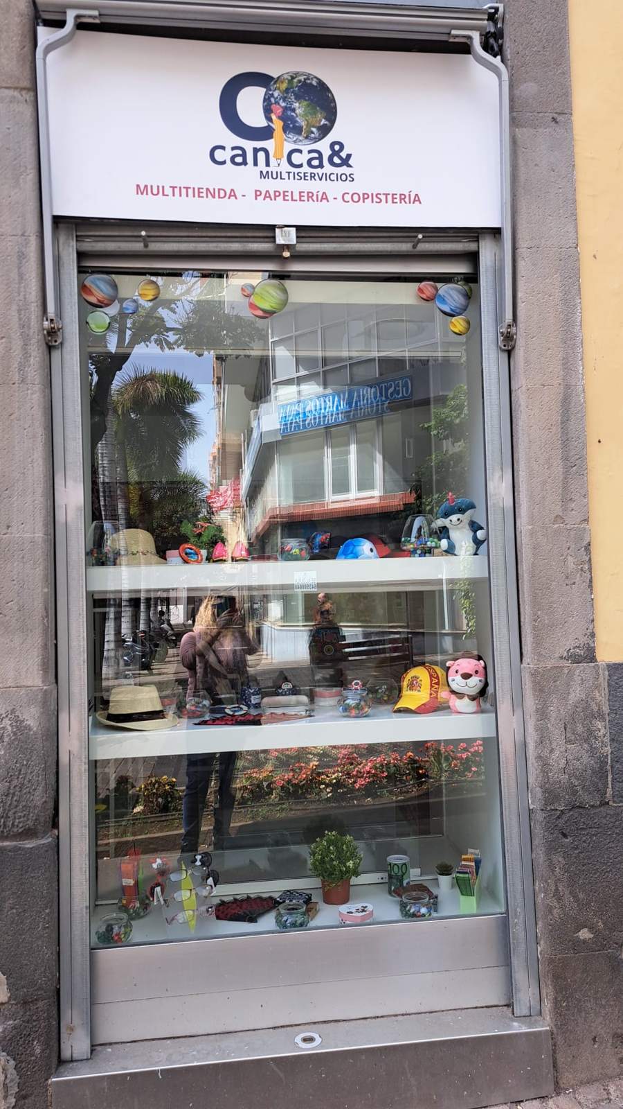 Fachada de Canica& Multiservicios